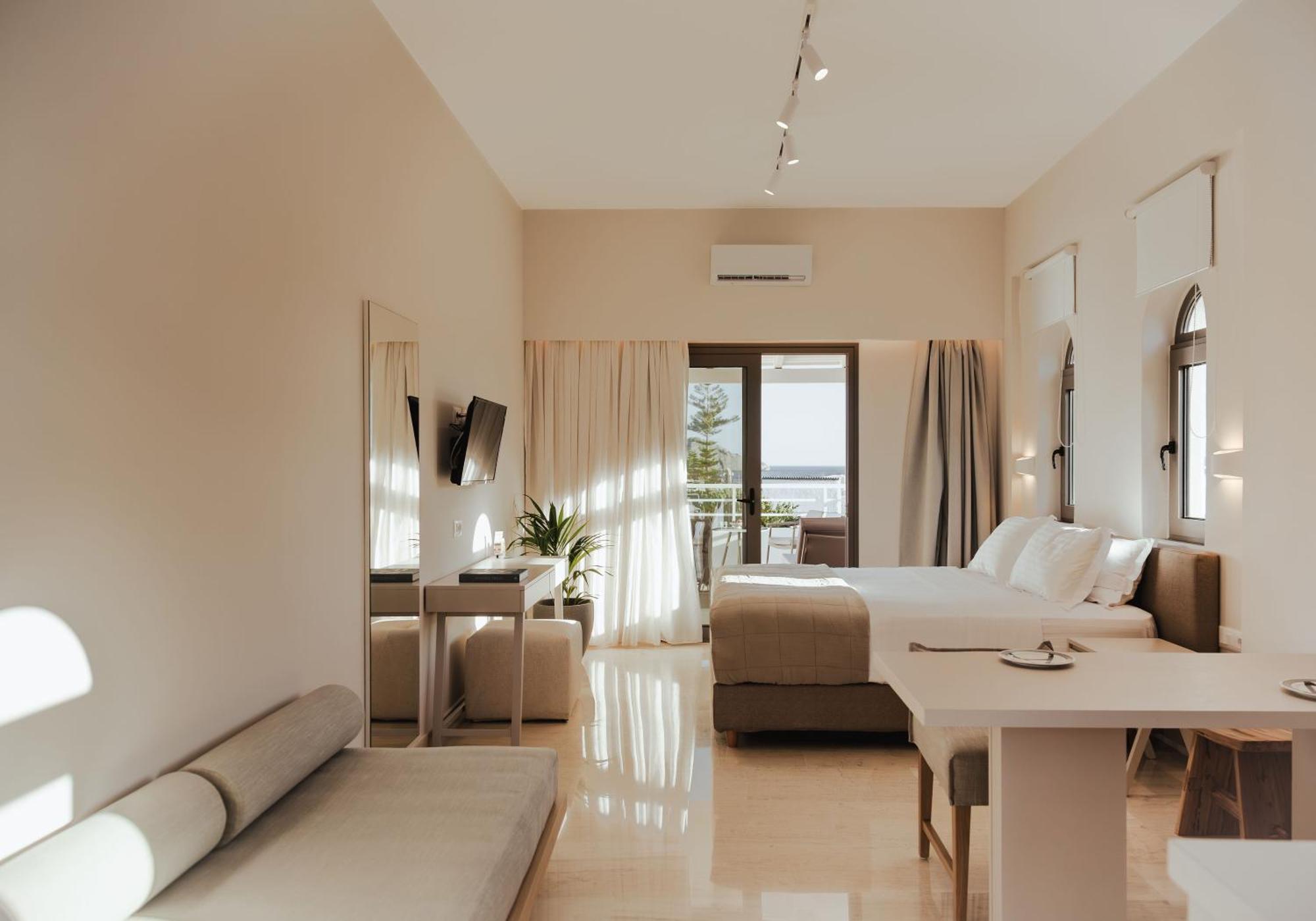 Ariadne Suites Plakiás Quarto foto