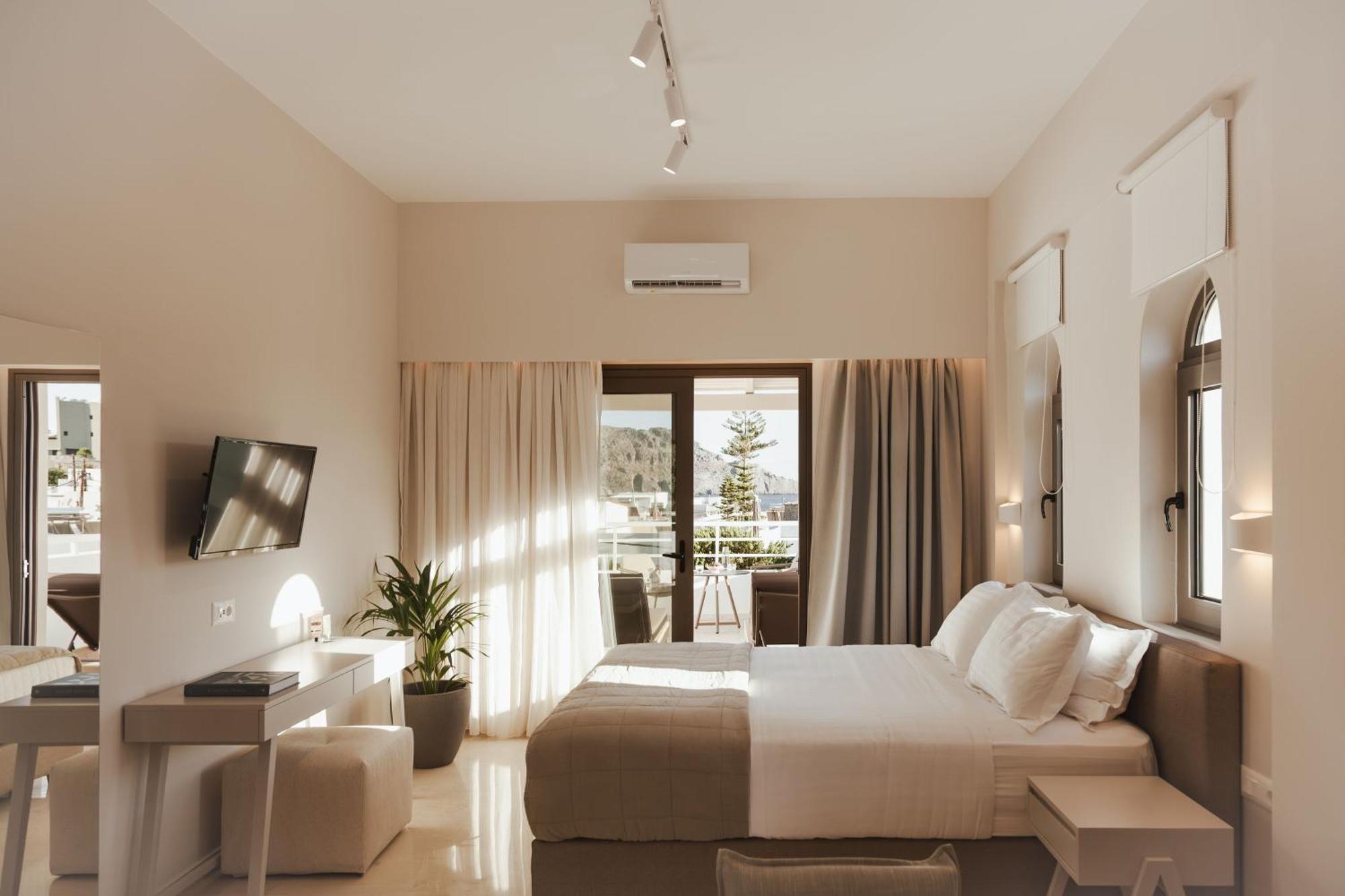 Ariadne Suites Plakiás Quarto foto
