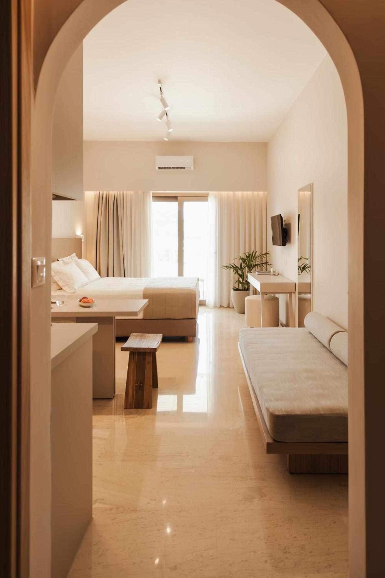 Ariadne Suites Plakiás Quarto foto